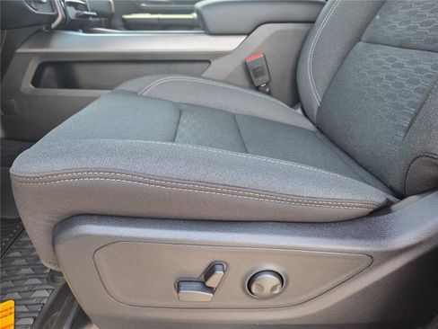 New 2026 RAM 1500 Big Horn AWD/4WD image 18