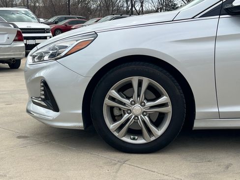 Used 2018 Hyundai Sonata Limited image 8