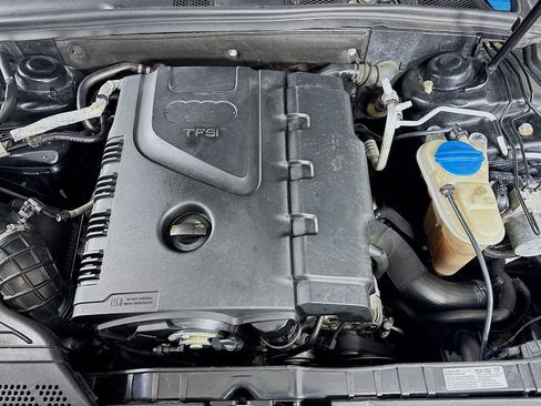 Used 2010 Audi A4 2.0T Premium image 32