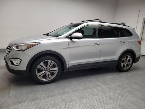 Used 2013 Hyundai Santa Fe Limited w/ Technology Pkg FWD image 2