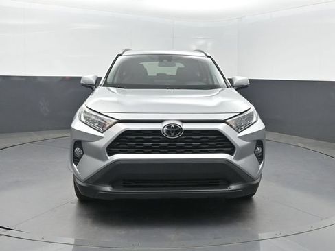 Used 2021 Toyota RAV4 XLE FWD image 32