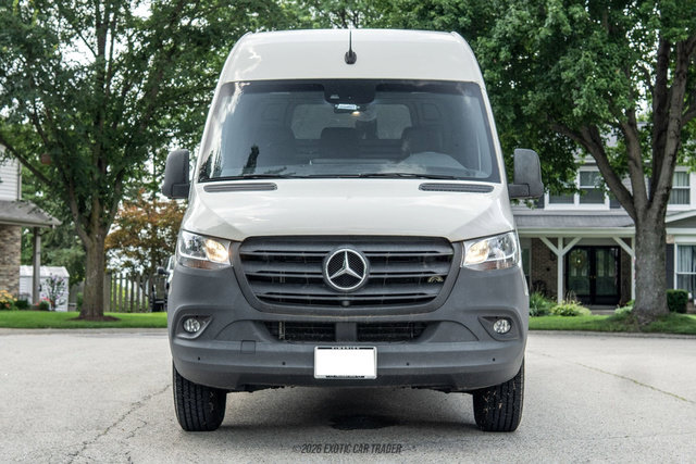 Used 2023 Mercedes-Benz Sprinter 2500 image 13