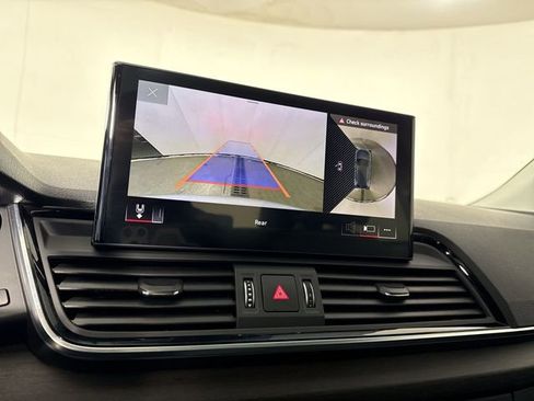 Used 2021 Audi Q5 2.0T Premium Plus w/ Premium Plus Package image 9