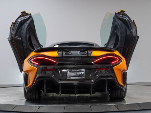 Used 2019 McLaren 600LT RWD image 44