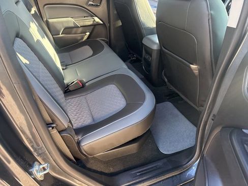 Used 2016 Chevrolet Colorado Z71 image 12