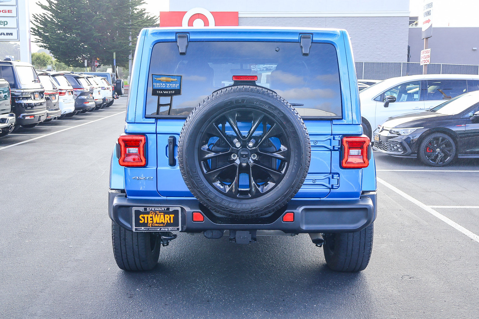 Used 2021 Jeep Wrangler Unlimited Sahara w/ Cold Weather Group AWD/4WD image 22