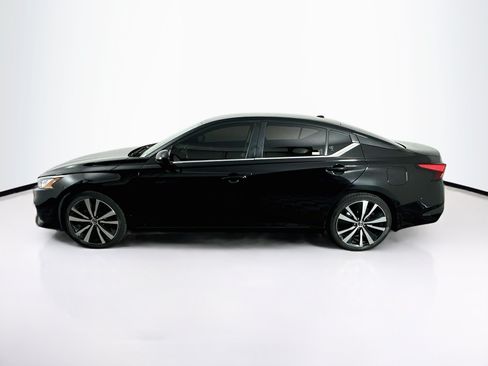 Used 2022 Nissan Altima 2.5 SR FWD image 4