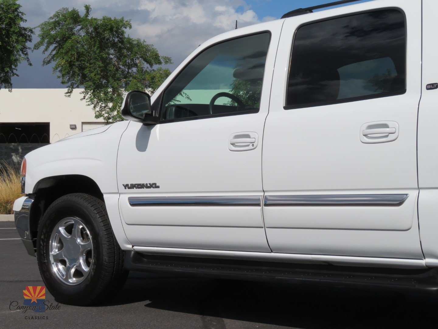 Used 2003 GMC Yukon XL SLT w/ 1SD Preferred Equipment Group AWD/4WD image 24