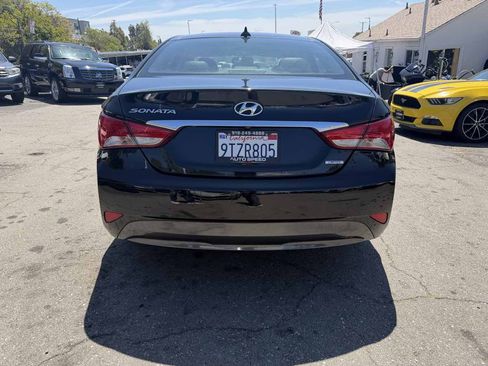 Used 2014 Hyundai Sonata Limited w/ Technology Package 05 FWD image 17