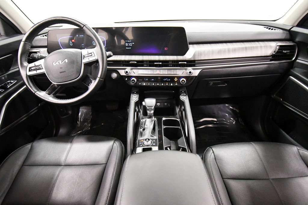Certified 2025 Kia Telluride EX X-Line AWD/4WD image 3