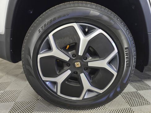 Used 2023 Rivian R1T Adventure image 12