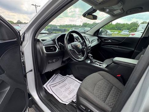Used 2022 Chevrolet Equinox LT w/ Driver Convenience Package FWD image 29