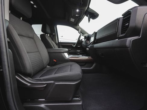 Used 2022 GMC Sierra 1500 Elevation image 38