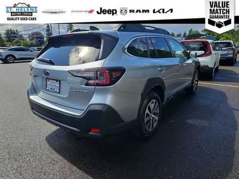 Used 2023 Subaru Outback Premium AWD/4WD image 8