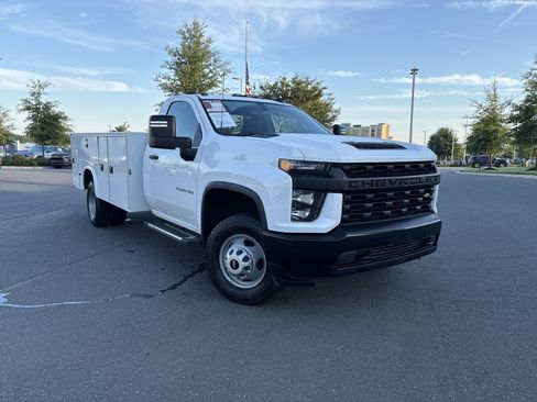 Used 2020 Chevrolet Silverado 3500 W/T w/ WT Convenience Package AWD/4WD image 2