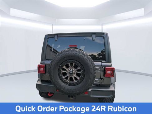 Used 2024 Jeep Wrangler Unlimited Rubicon w/ Technology Group AWD/4WD image 3