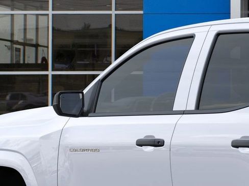 New 2025 Chevrolet Colorado W/T image 13