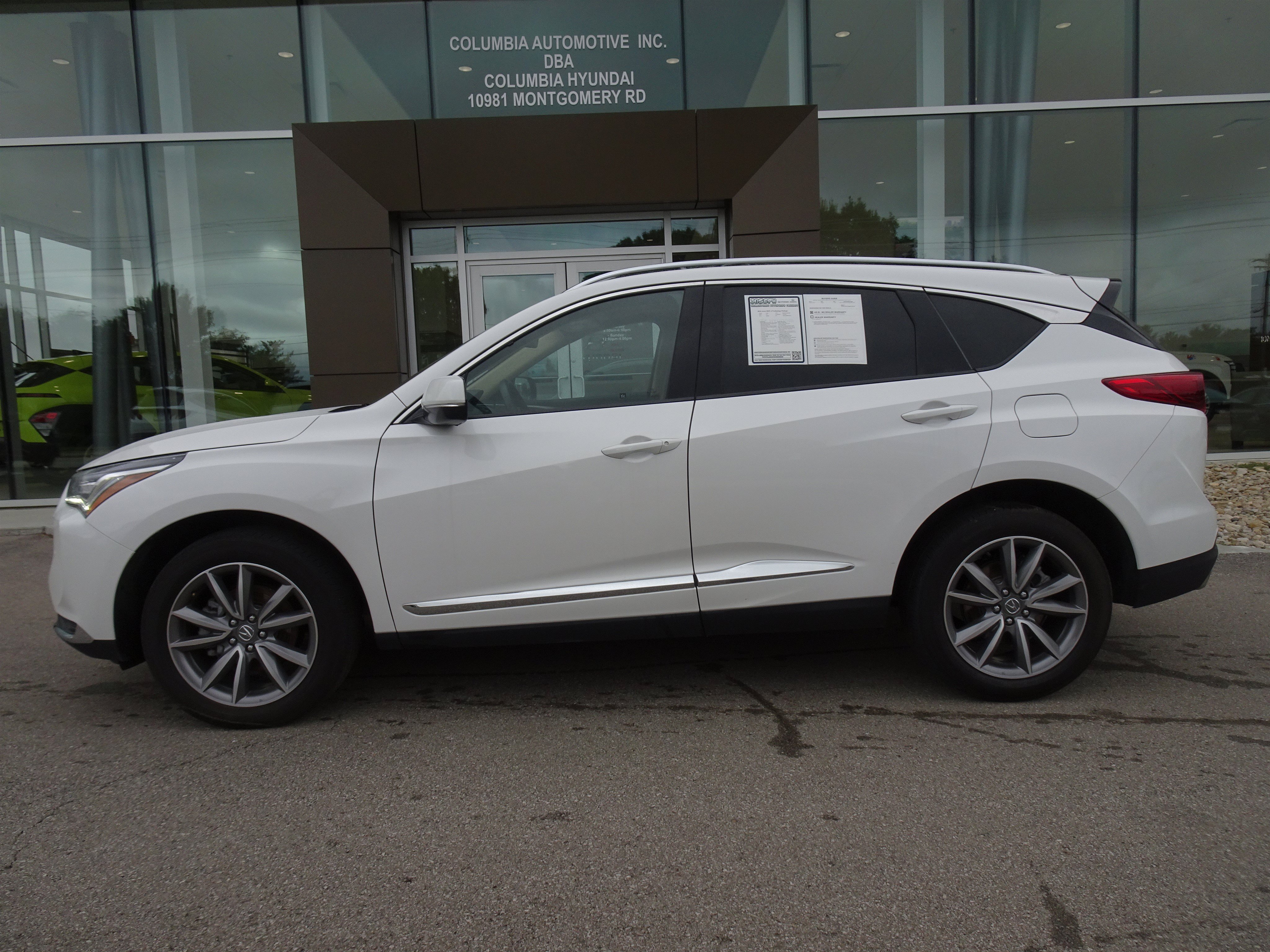 Used 2024 Acura RDX w/ Technology Package AWD/4WD image 2