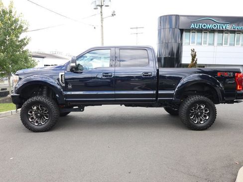 Used 2021 Ford F250 Lariat w/ Lariat Ultimate Package AWD/4WD image 2