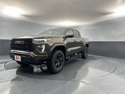 New 2025 GMC Canyon Elevation w/ Convenience Package