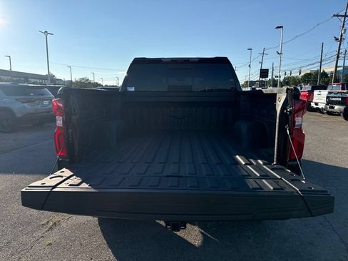 Used 2026 Chevrolet Silverado 1500 ZR2 w/ LPO, Dark Essentials Package AWD/4WD image 9