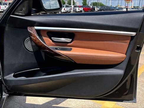 Used 2016 BMW 340i Sedan RWD image 21