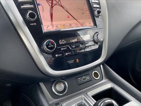 Used 2020 Nissan Murano SL w/ Moonroof Package AWD/4WD image 32