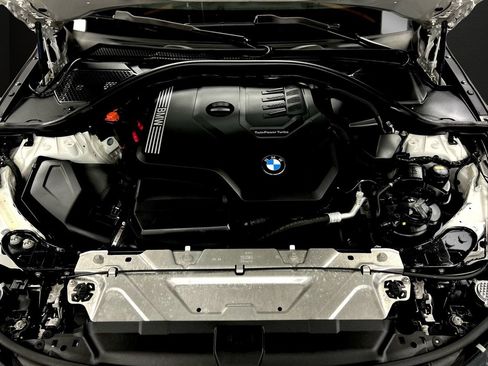 Used 2021 BMW 330i xDrive Sedan w/ M Sport Package AWD/4WD image 47