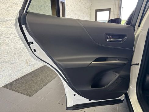 Certified 2021 Toyota Venza Limited AWD/4WD image 43