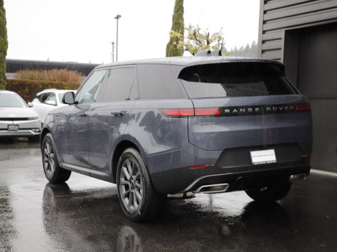 New 2026 Land Rover Range Rover Sport SE AWD/4WD image 6