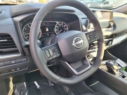 New 2026 Nissan Rogue SV image 7