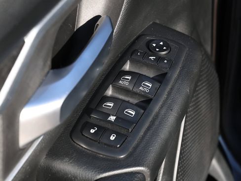 Used 2020 RAM 1500 Lone Star RWD image 26