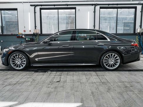 Used 2022 Mercedes-Benz S 580 S 580 image 4