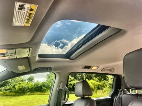 Used 2022 Honda Odyssey EX-L image 32