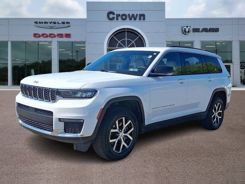 Used 2024 Jeep Grand Cherokee L Limited AWD/4WD image 3