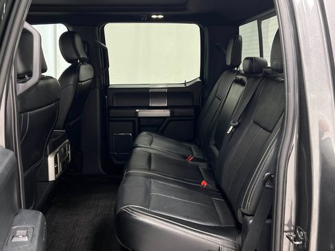 Used 2019 Ford F150 Lariat w/ Equipment Group 502A Luxury AWD/4WD image 34
