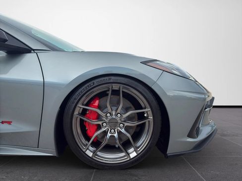 Used 2023 Chevrolet Corvette Stingray Preferred Cpe w/ Z51 Performance Package RWD image 17