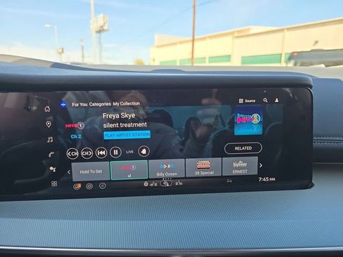 New 2026 Nissan Murano SL image 8