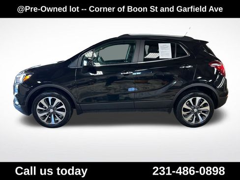 Used 2022 Buick Encore Preferred w/ Safety Package AWD/4WD image 2