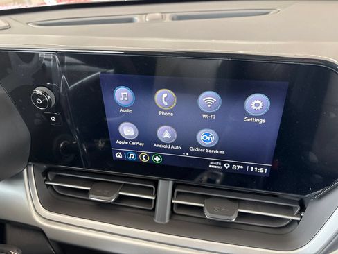 New 2026 Chevrolet Trax LS w/ LS Convenience Package FWD image 21