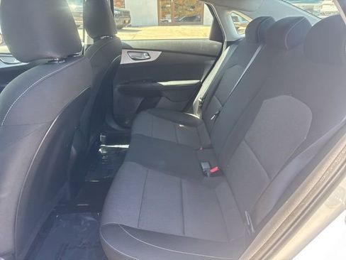 Used 2024 Kia Forte LXS FWD image 21