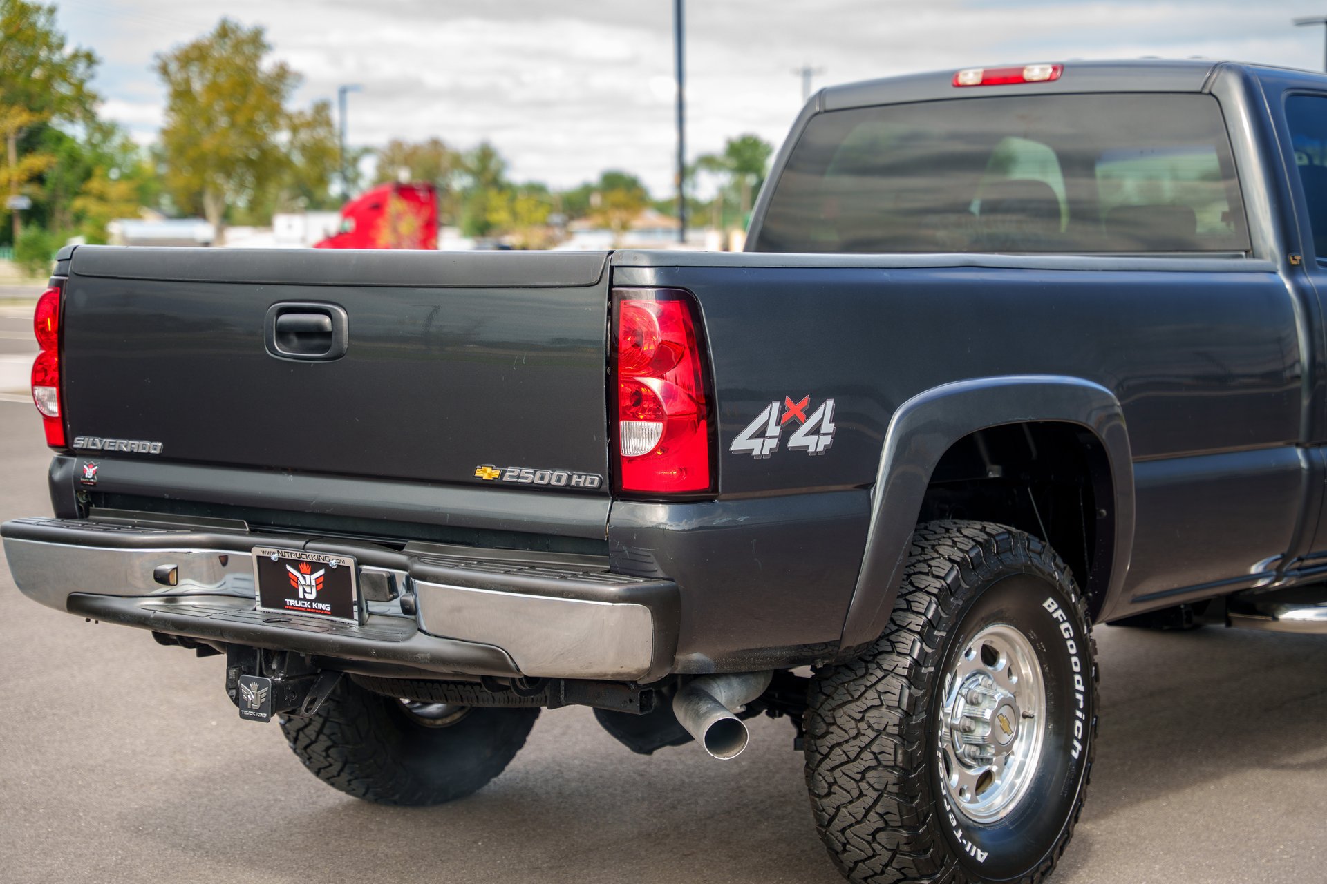 Used 2003 Chevrolet Silverado 2500 LT AWD/4WD image 31