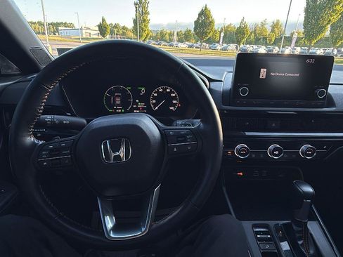Used 2025 Honda CR-V Sport image 27