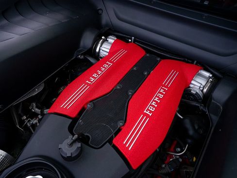 Used 2016 Ferrari 488 GTB RWD image 51