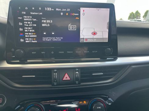 Used 2022 Kia Forte GT-Line w/ GT-Line Premium Package FWD image 20
