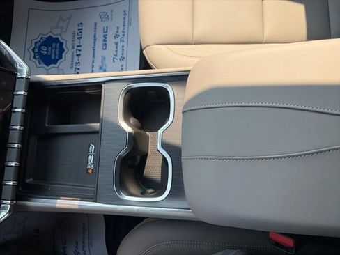 New 2026 GMC Acadia Elevation w/ Black Edition FWD image 24