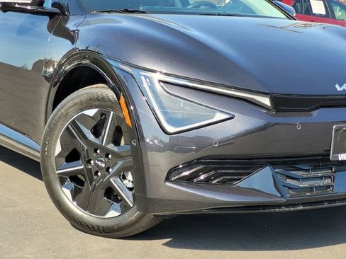 New 2025 Kia EV6 Wind image 3
