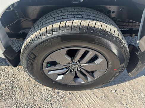 New 2026 Nissan Frontier SV w/ Tow Package image 23