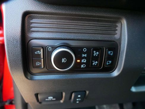 Used 2025 Ford F450 Lariat w/ FX4 Off-Road Package image 14