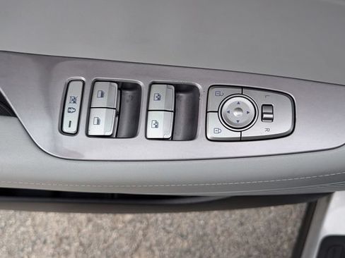 Used 2024 Hyundai Palisade SEL FWD image 15